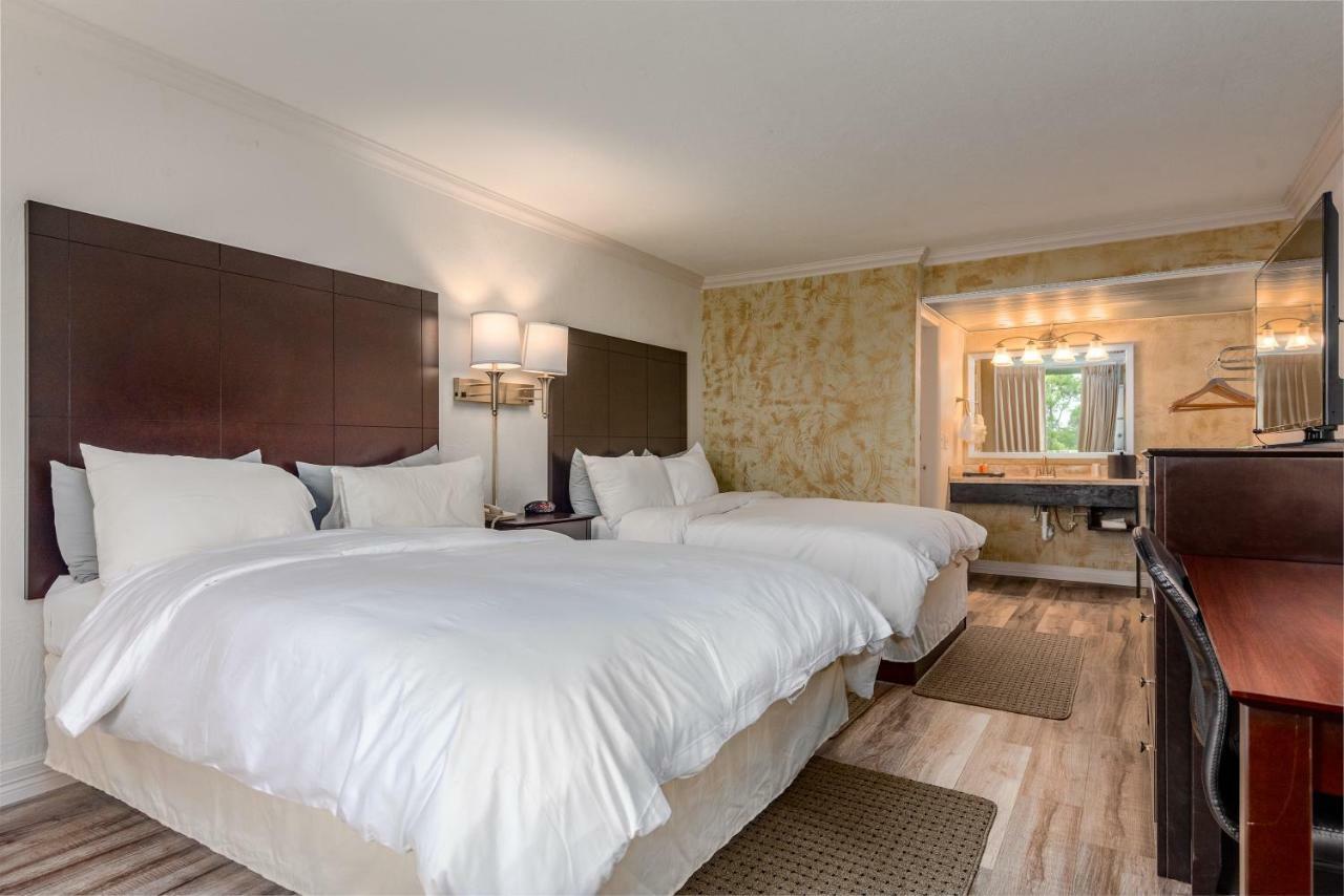 Berryville Fairway Inn מראה חיצוני תמונה